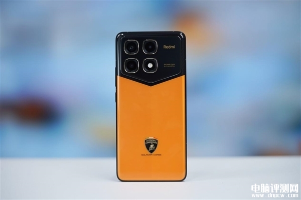 Redmi K70至尊冠军版发布 自带碳纤维纹理售价3999元，权威硬件评测网站,www.dnpcw.com